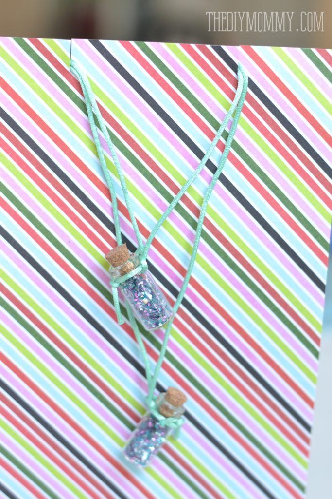 DIY Jitter Glitter Necklace Back to School Gift + Free Printable