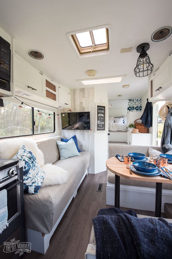 20 Best Travel Trailer & RV Decorating Ideas (Easy to Do!) - Cozy DIY Home