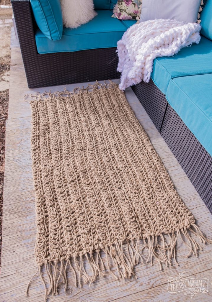 How to Make Two Beautiful Rugs For Your Home on a Budget - Cozy DIY Home