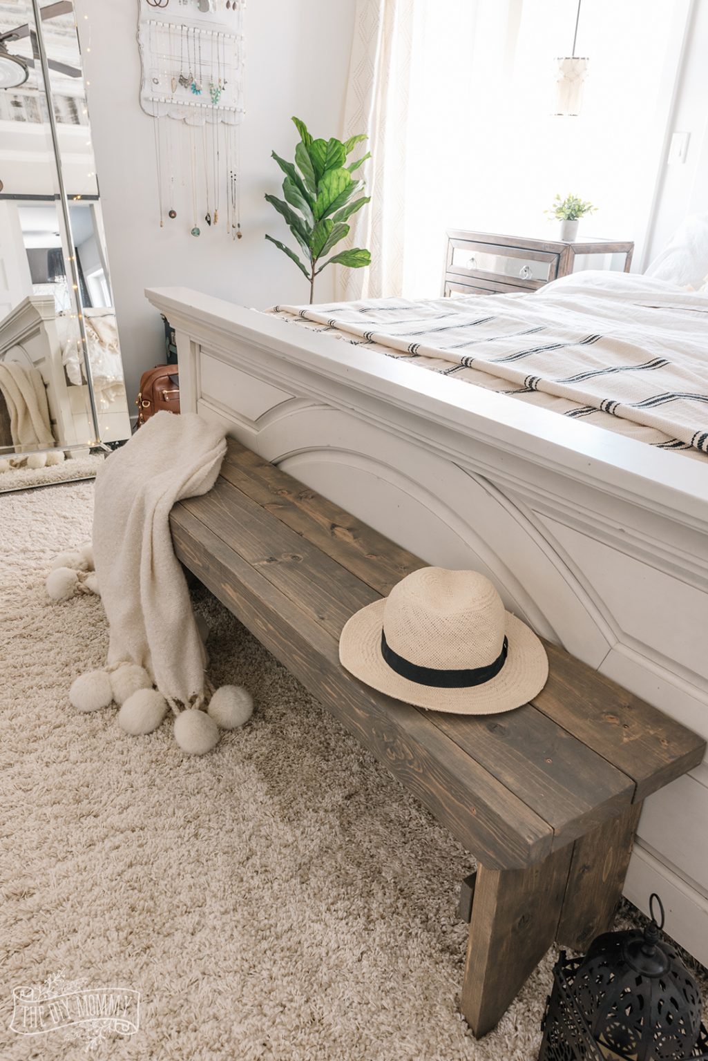 How to Build a DIY Rustic Bench - Free Building Plans - Cozy DIY Home