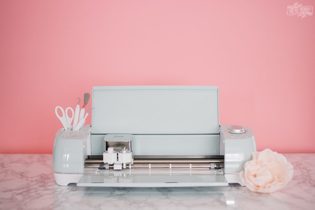 How to Set Up a Cricut for the First Time (Step by Step!) - Cozy DIY Home