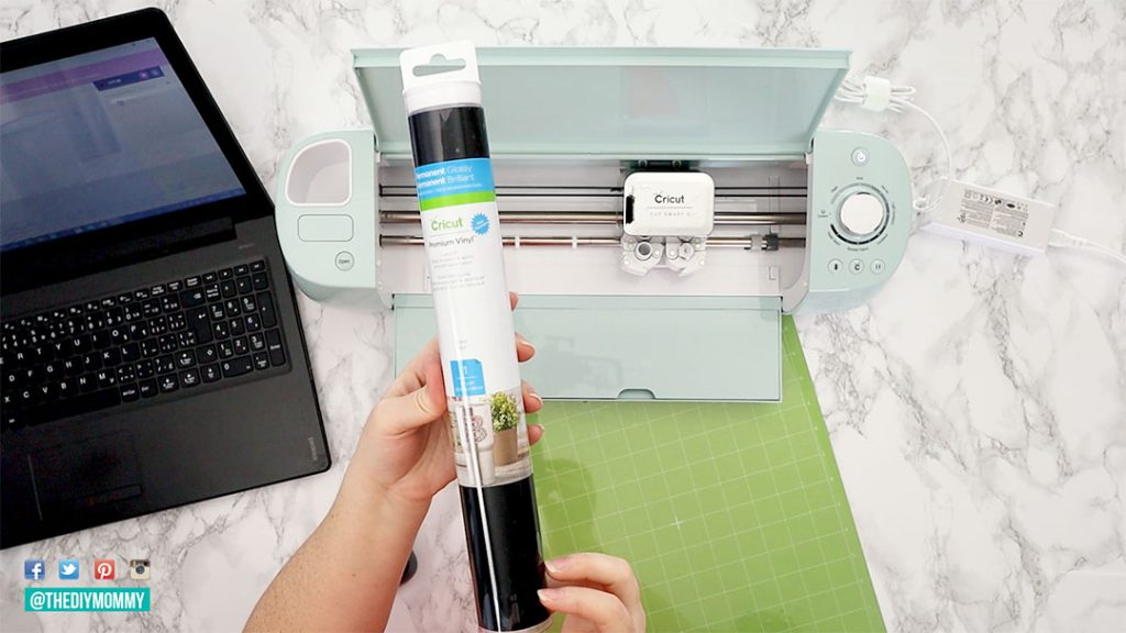 How to Set Up a Cricut for the First Time (Step by Step!) - Cozy DIY Home