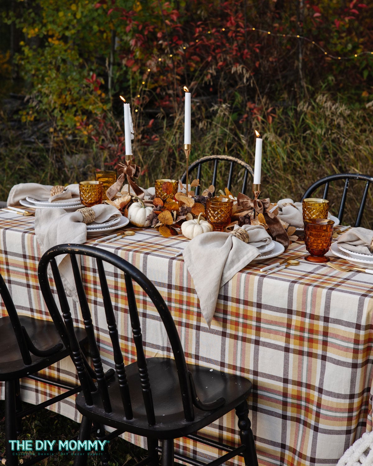 How to Create a Cozy Fall Tablescape on a Budget