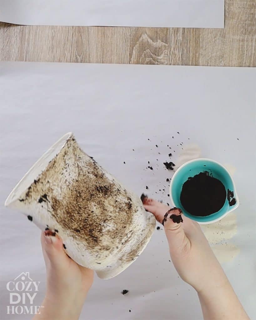 How to Make a Faux Stone Vase (Dollar Tree DIY) - Cozy DIY Home