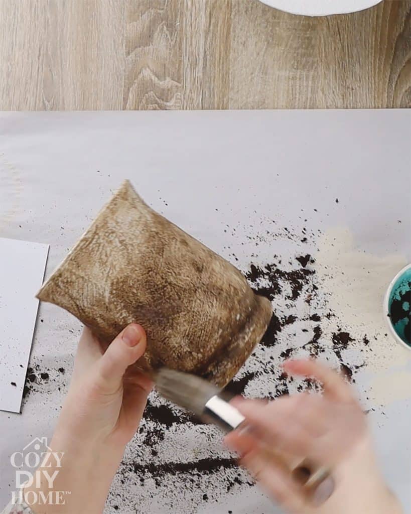 How to Make a Faux Stone Vase (Dollar Tree DIY) - Cozy DIY Home